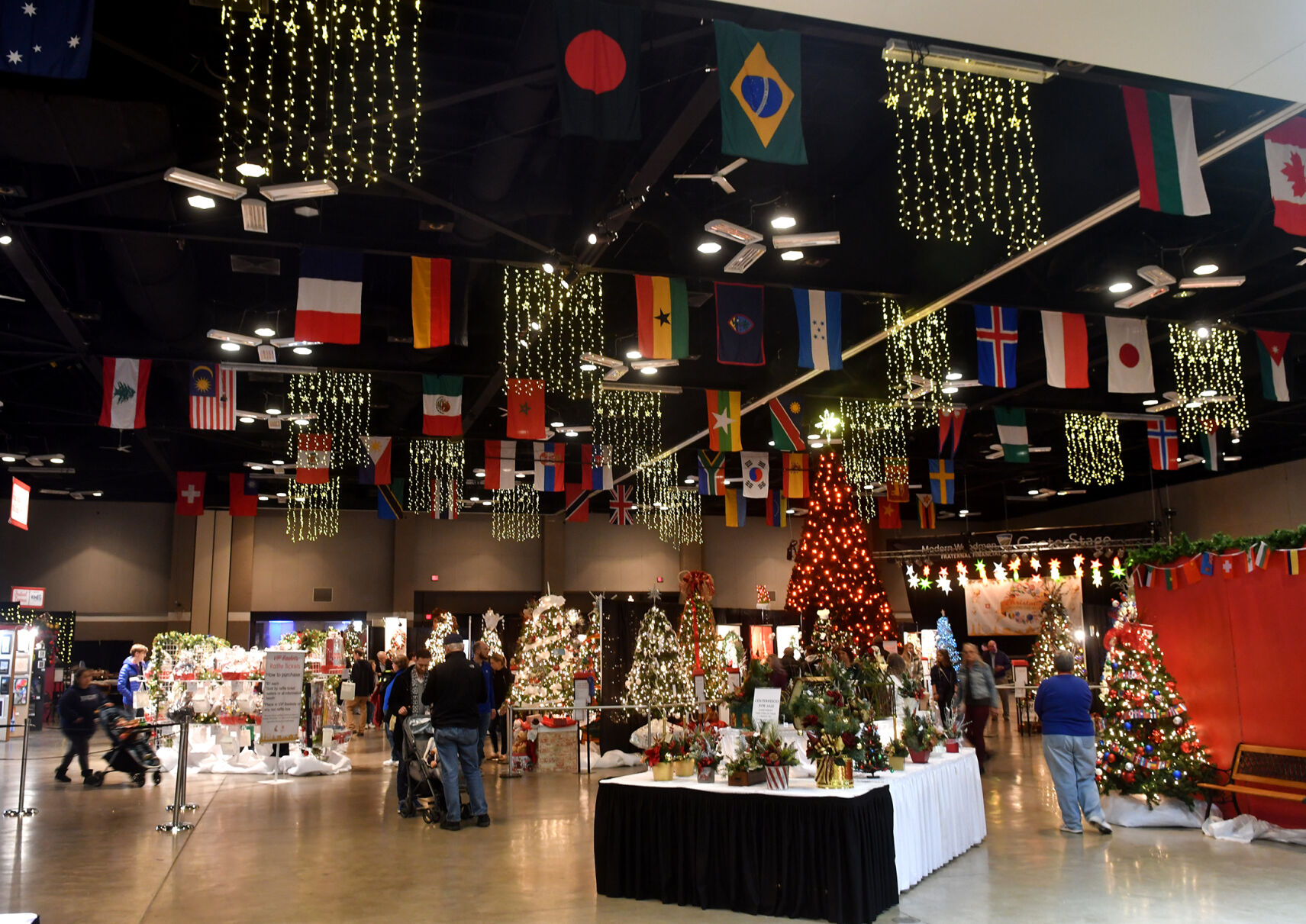 Festival of Trees "Christmas Around the World".